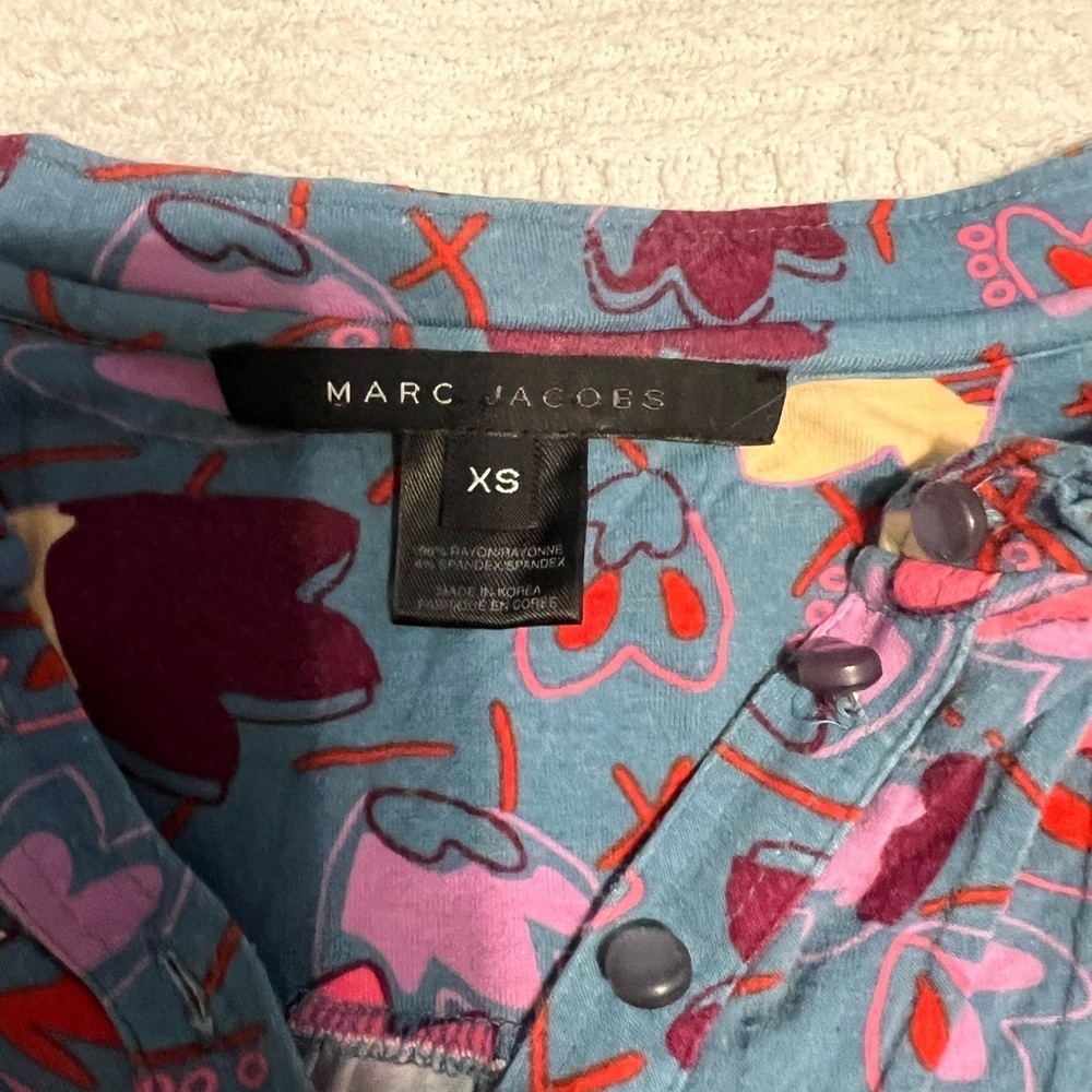 Alt color Marc Jacobs top ASO Summer Roberts on the OC - Picture 3 of 11